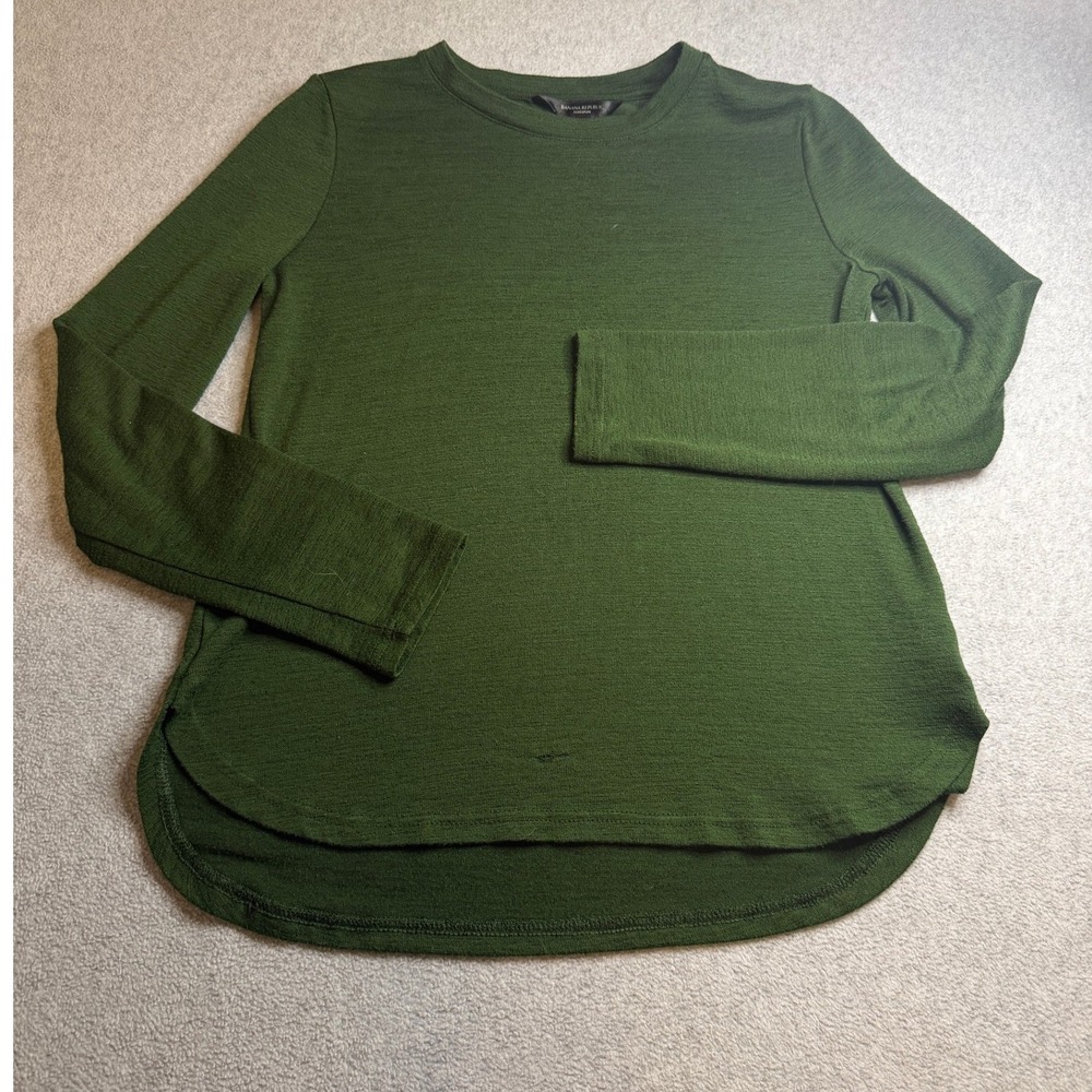 Banana Republic Long Sleeve Top Olive Green Crew Neck High Low Hem Small